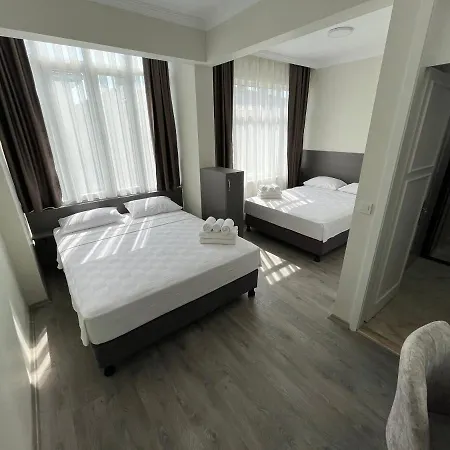 Maritsa Comfort فندق أديرني