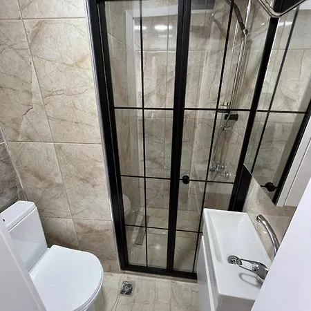 Maritsa Comfort فندق أديرني