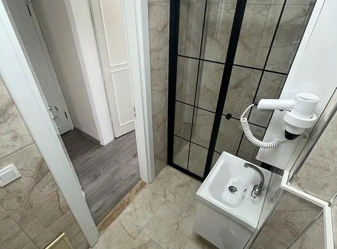 Maritsa Comfort * أديرني